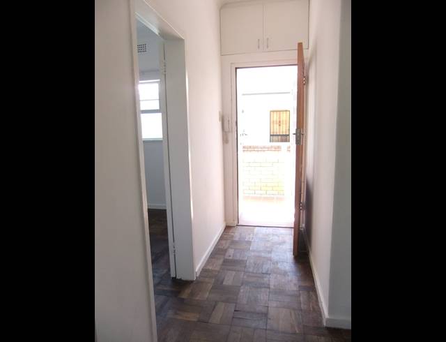 2 bed property to rent in CLAREMONT